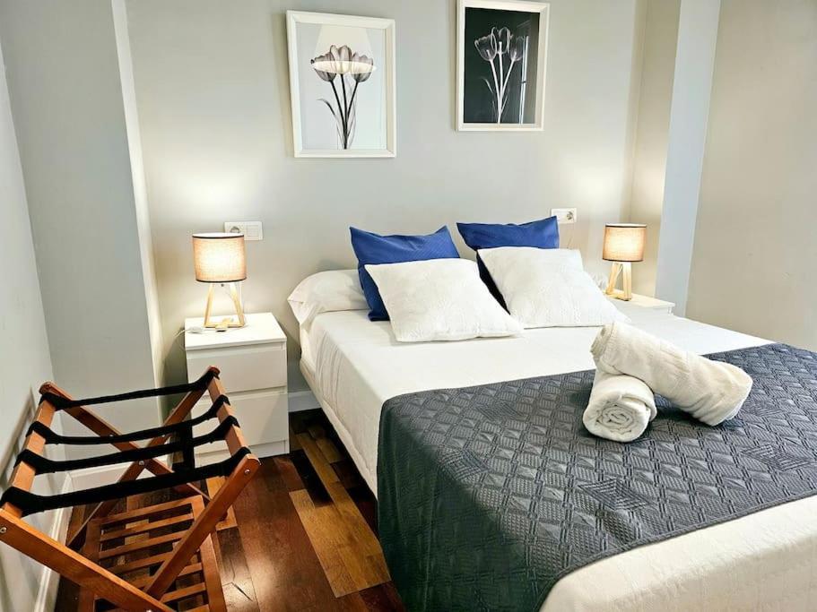 Cms Pena Historical Building Apartment Malaga Bagian luar foto